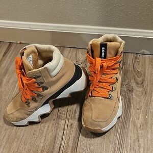 Sorel Kids' Tan and Orange Boots